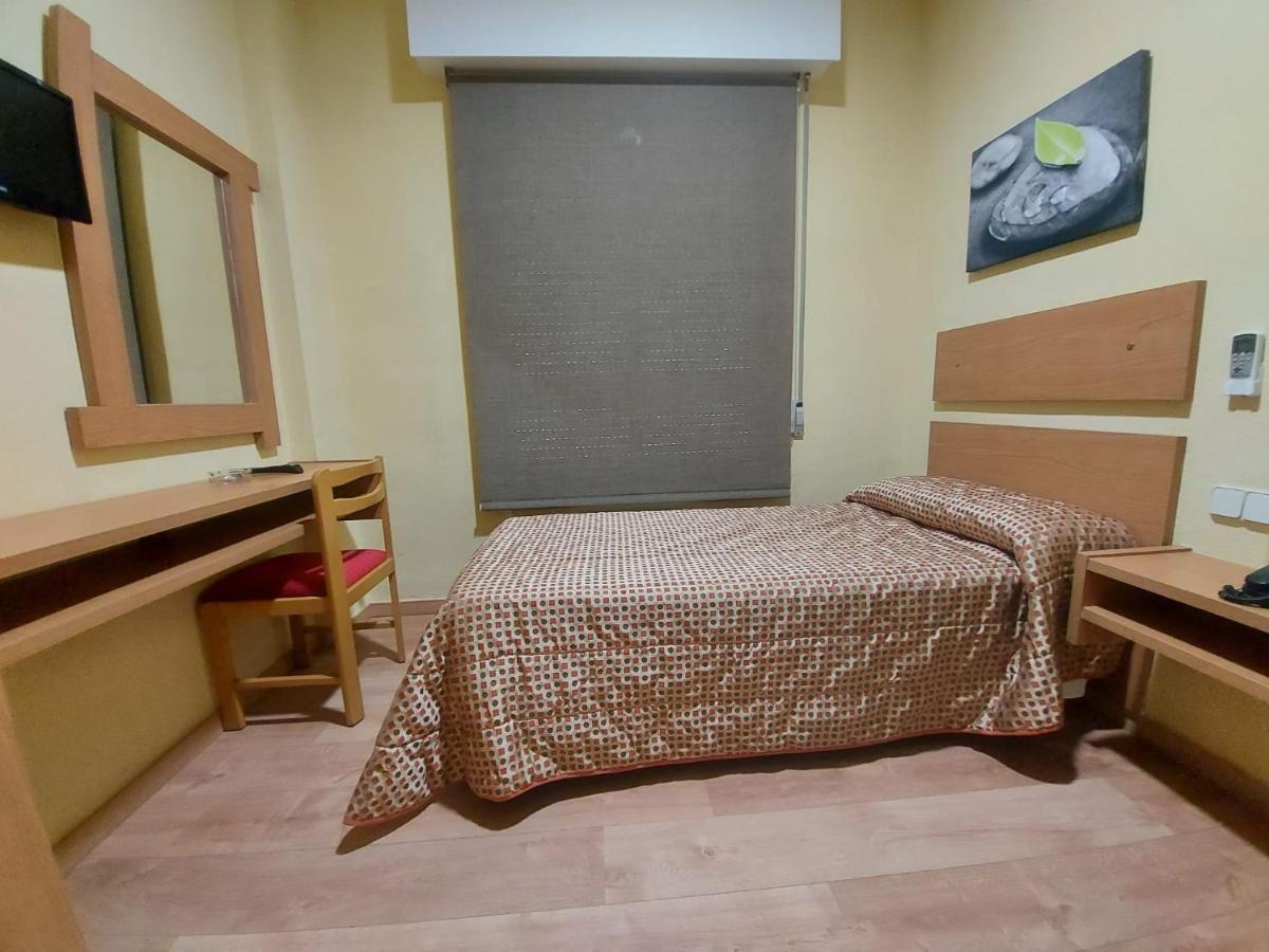 Hotel Castilla Αλμπαθέτε Εξωτερικό φωτογραφία
