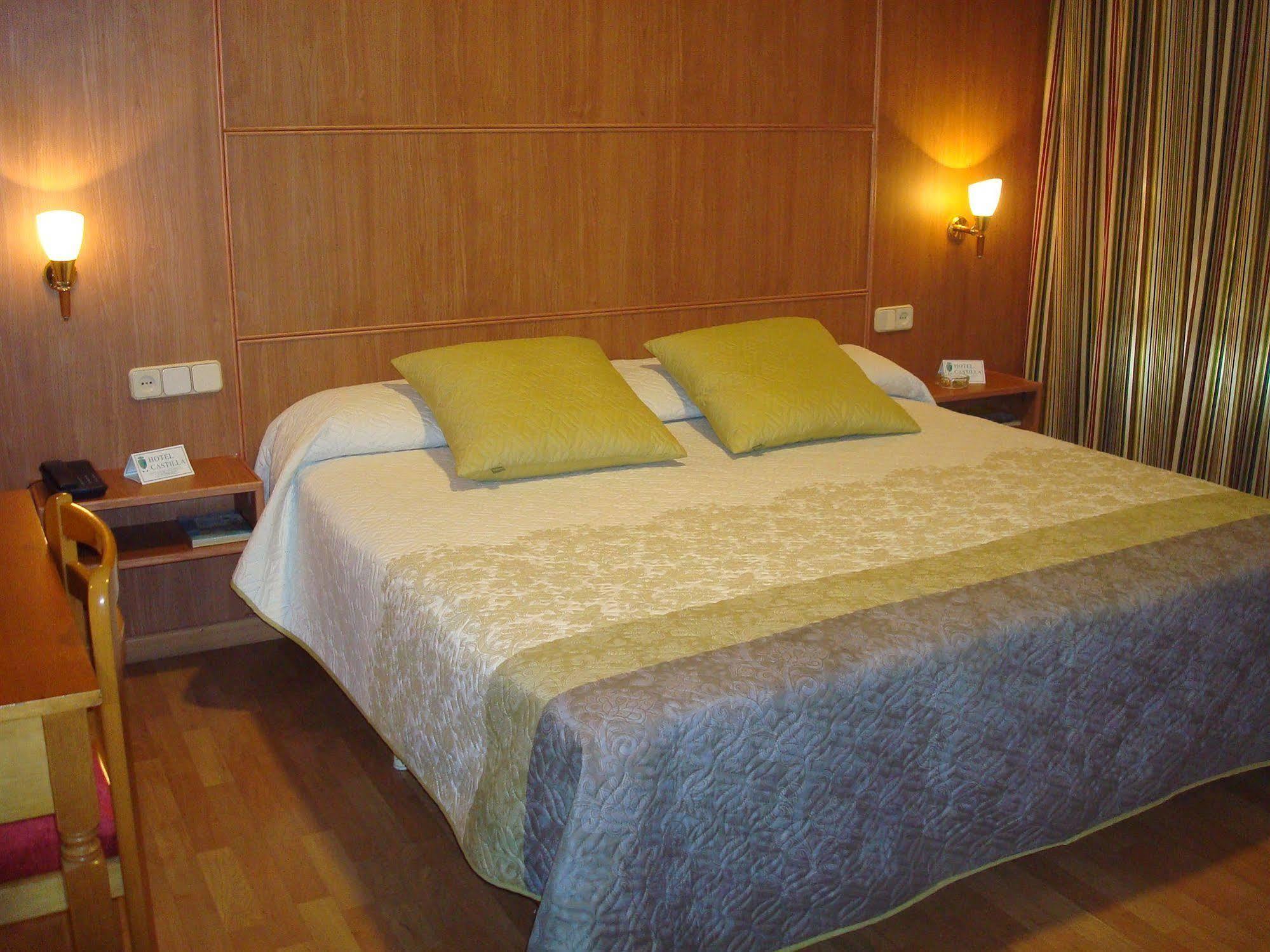 Hotel Castilla Αλμπαθέτε Εξωτερικό φωτογραφία