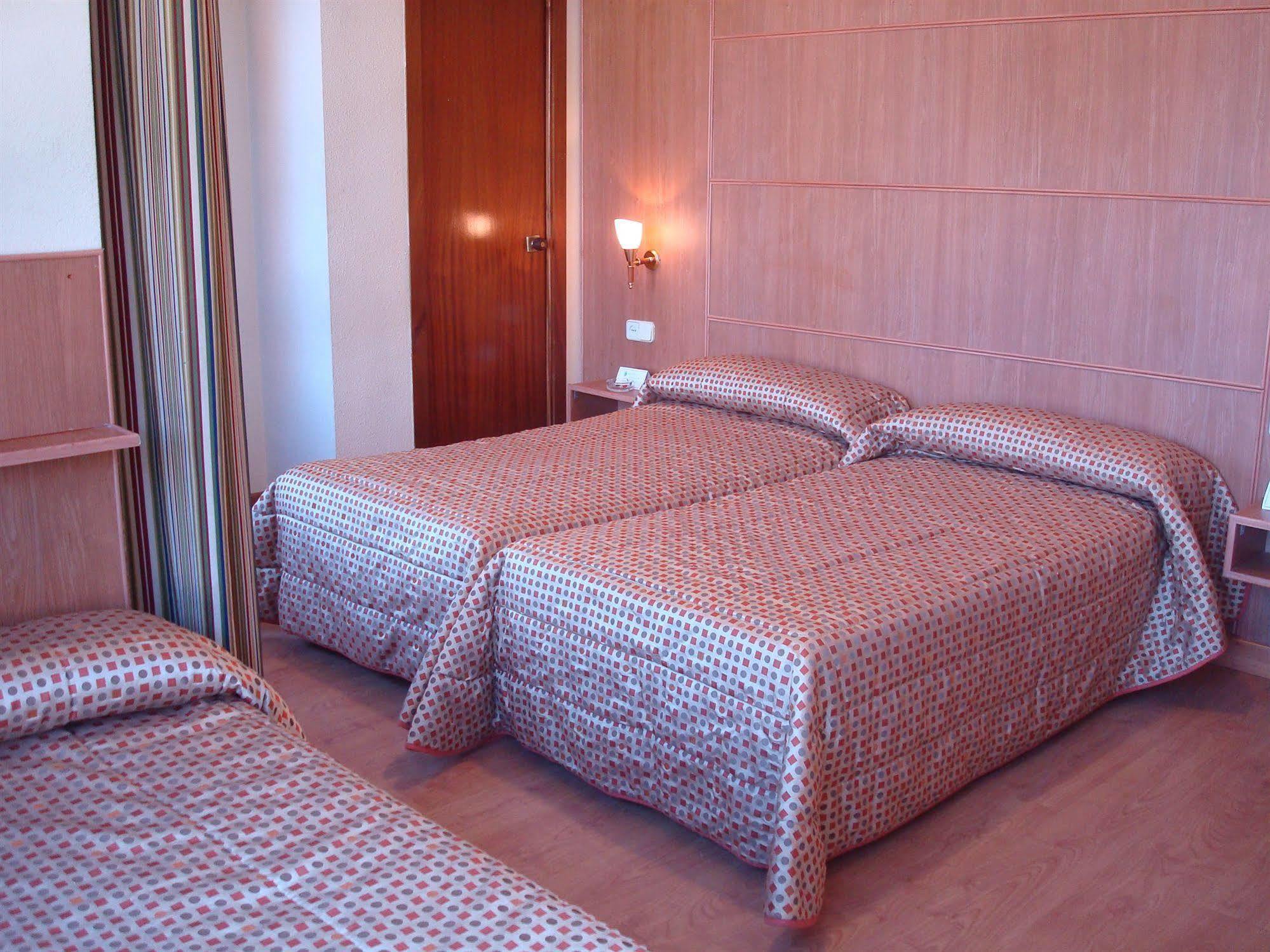 Hotel Castilla Αλμπαθέτε Εξωτερικό φωτογραφία