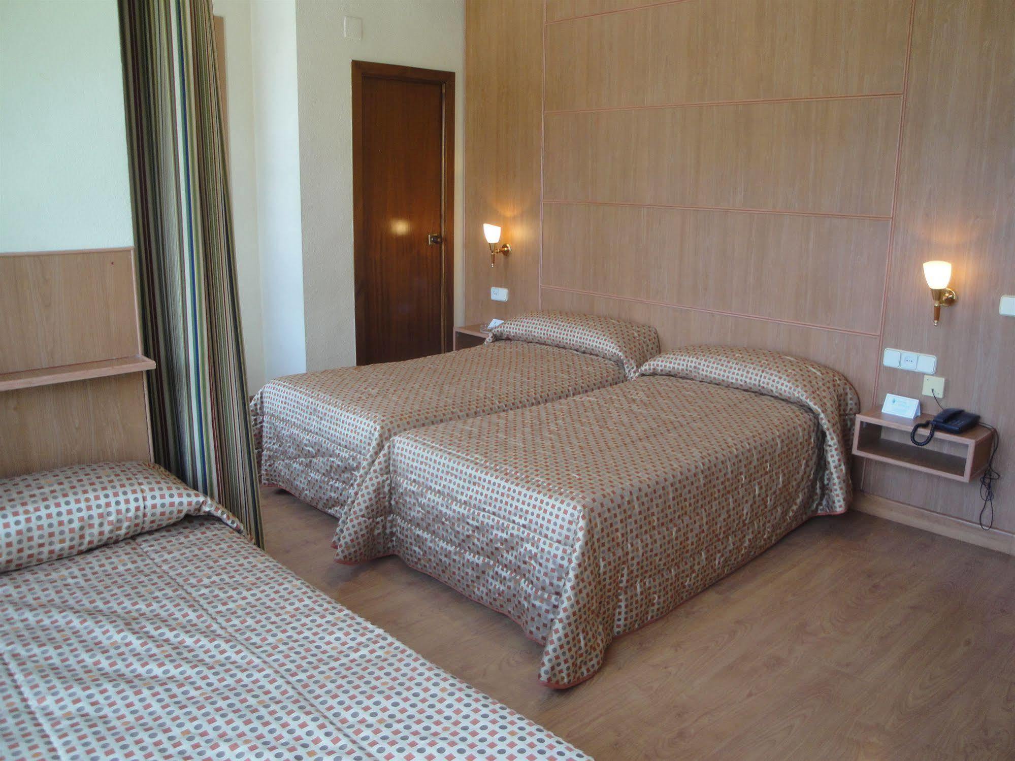 Hotel Castilla Αλμπαθέτε Εξωτερικό φωτογραφία