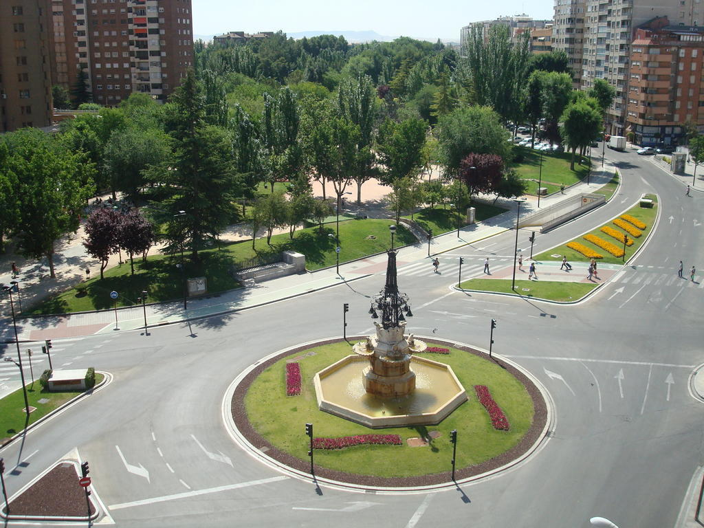 Hotel Castilla Αλμπαθέτε Εξωτερικό φωτογραφία